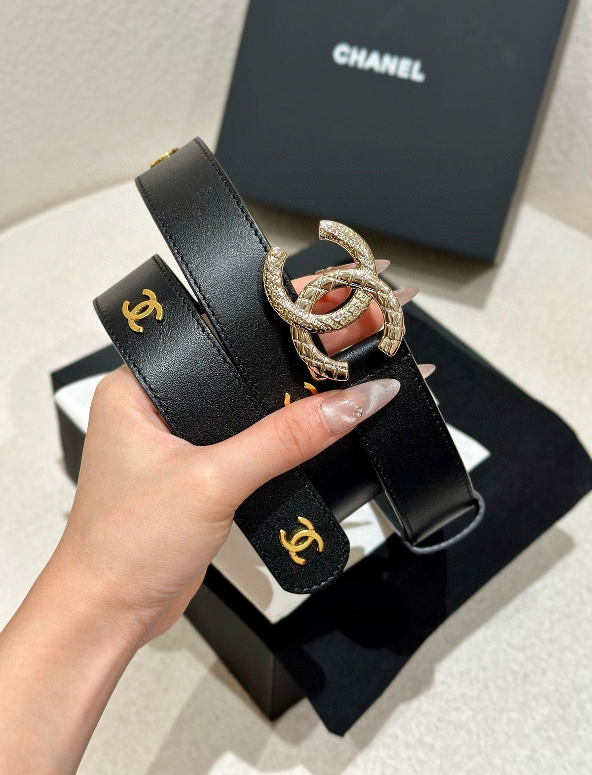 DOUBLE C BELT 30MM IN BLACK CALFSKIN GOLD BUCKLE WITH EMBOSSED CHECK PATTERN